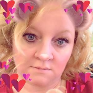 Meet your Posher, Katrina